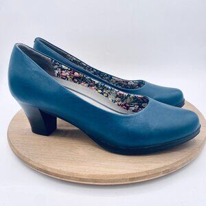 Hotter Heels Womens 10 Blue Leather Slip On Comfort Pumps Minimalist